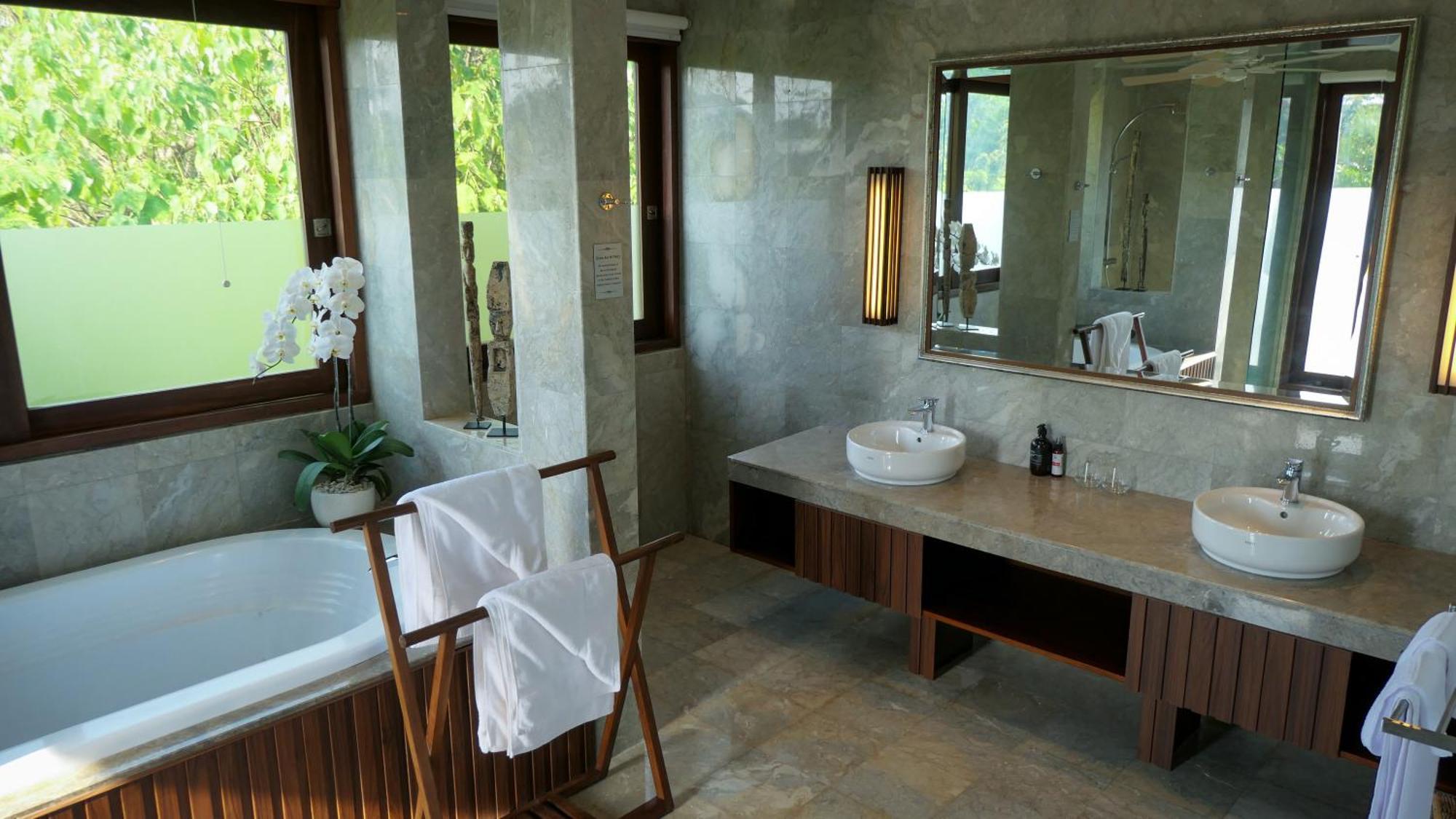 Noco Luxury Seminyak (Bali)
